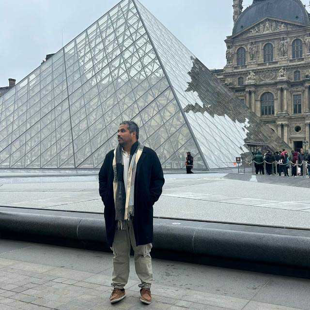 Título del Artículo: Explorando las Posibilidades de WordPress Lorem ipsum dolor sit amet, consectetur adipiscing elit. Sed vehicula, sapien id vehicula fermentum, ipsum arcu sollicitudin nisl, ut laoreet est ex non ante. Ut vehicula eros eget neque tempus, quis malesuada erat egestas. Nullam facilisis vehicula nisi, vitae cursus ipsum convallis at. Quisque vel volutpat augue. Integer ac luctus arcu. Aenean ultricies sollicitudin ipsum, in viverra erat ultricies at. Donec eget purus non enim ultricies dignissim. Subtítulo 1: La Flexibilidad de WordPress Pellentesque habitant morbi tristique senectus et netus et malesuada fames ac turpis egestas. Curabitur at urna sed tortor viverra tristique. Donec dictum tincidunt sem, id ultrices orci dapibus eget. Suspendisse potenti. Mauris aliquet vestibulum tortor, non pharetra tortor maximus non. Punto destacado 1 Punto destacado 2 Punto destacado 3 Vestibulum non ligula sed ex vulputate consectetur. In hac habitasse platea dictumst. Praesent sed eros metus. Mauris nec urna vitae lectus luctus lacinia. Subtítulo 2: Personalización y Creación de Contenido Quisque quis erat hendrerit, vehicula metus vel, porta ligula. Suspendisse potenti. Duis aliquet feugiat massa a bibendum. Integer auctor lacus ac eros vestibulum, ac vehicula odio tempor. Ut id orci eget nisl rhoncus iaculis. Nam non justo nec dolor fringilla sollicitudin. Proin sit amet ex ac lacus feugiat bibendum non ac turpis. Sección 2.1: Widgets y Plugins Morbi tristique feugiat libero, sed dictum sapien gravida id. Sed nec est vel ligula aliquet efficitur. Nulla facilisi. Suspendisse ultrices ex at dolor lacinia, a dignissim sapien ultricies. Integer volutpat libero a massa dictum volutpat. Sección 2.2: Plantillas y Temas Aliquam eget tortor vitae arcu elementum fermentum. Vivamus scelerisque metus eu magna tempus, a vestibulum elit tincidunt. Nulla facilisi. Proin viverra sodales urna non bibendum. Sed sit amet augue in libero facilisis mollis. Subtítulo 3: Conclusión Cras vulputate sem a semper scelerisque. Mauris eget lacus in erat suscipit faucibus. Vivamus efficitur id ipsum ac venenatis. Phasellus gravida auctor justo, id feugiat purus fringilla at. Nam aliquet ex velit, a bibendum urna malesuada quis. In finibus ante nec ipsum pretium malesuada. Phasellus vel mauris in arcu consequat malesuada. Duis vel enim id erat tempus vulputate. Nam fermentum justo id velit malesuada, a dictum lectus